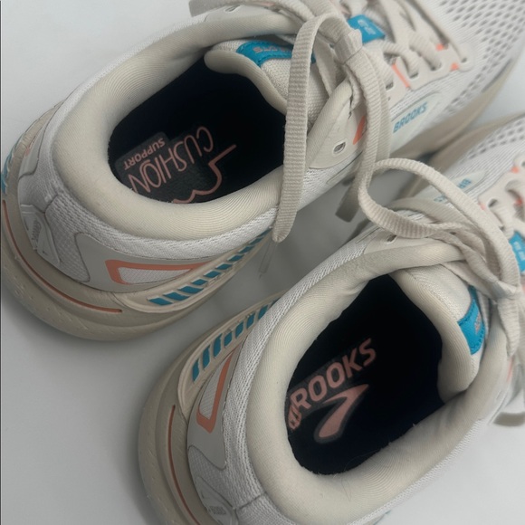 Brooks Adrenaline GTS 23 Running Shoes Coconut Papaya Blue Neutral Womens Size 8 - Picture 14 of 16